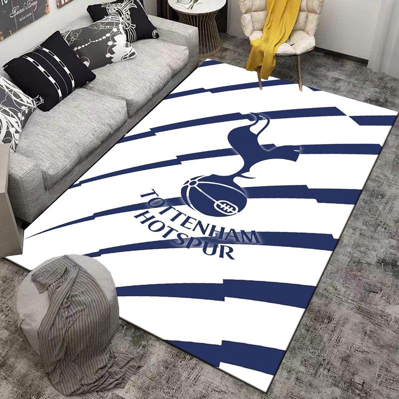 "Tappeto con Logo Tottenham Hotspur Stampato, Design a Strisce Blu e Bianche" Adatto per l'uso come antiscivolo per soggiorni, camere da letto, divani"