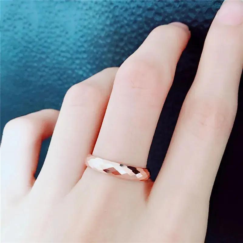 Klassische Textur Geometrisch Facettierte Ringe für Damen Eleganz Leichter Luxus Roségoldene Schlichtheit Zirkon Verstellbar
