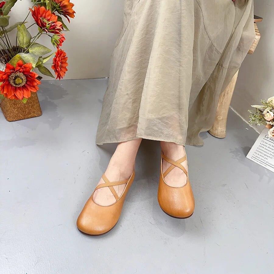 Johnature Genuine Leather Shallow Flats Retro Loafers Comfortable Soft Sole Round Toe Versatile Women's Shoes