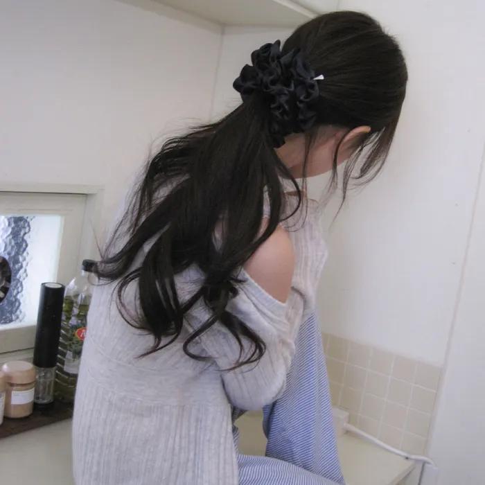 After Frill Scrunchie (Navy)