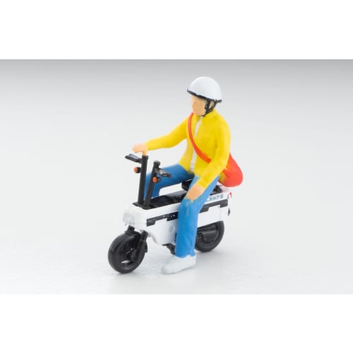 TOMYTEC LV-N272b Honda City R (Yellow) with Motocompo (1981 model)