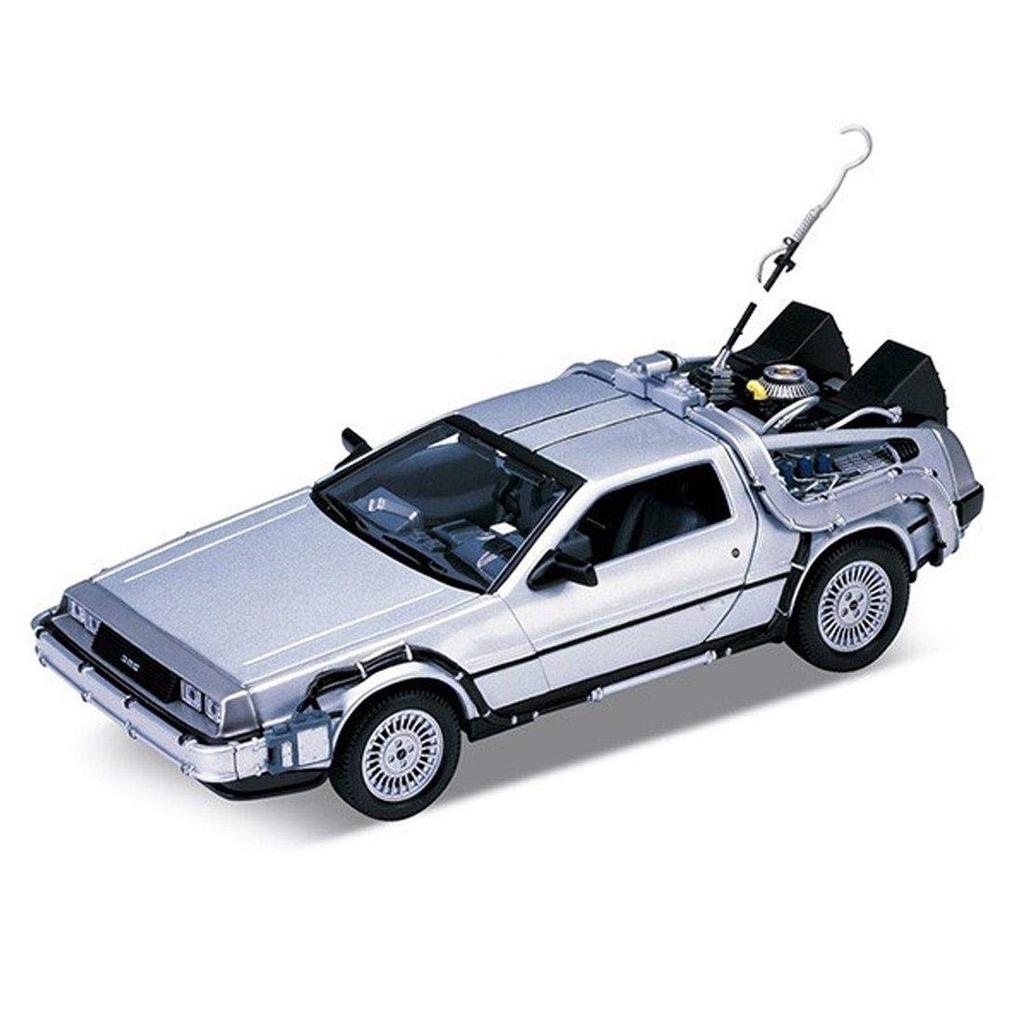Yamato 124 BACK TO THE FUTURE I DeLorean Finished Product