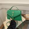 Retro and Simple Women's Bags, Fashionable Commuting Fashion Messenger Bags, Shoulder Bags, Practical Temperament Handbags, Bags.