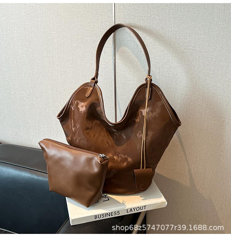 Retro Underarm Big Bag Women's 2025 New Fashionable Large-capacity Shoulder Tote Bag High-end Commuter Mother and Child Bag