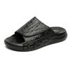 Sandálias Masculinas da Moda Antiderrapantes Chinelos de Verão de Alta Qualidade para Exterior Praia Chinelos de Sola Grossa Sapatos Casuais Sapatos Masculinos Sapatos de Água