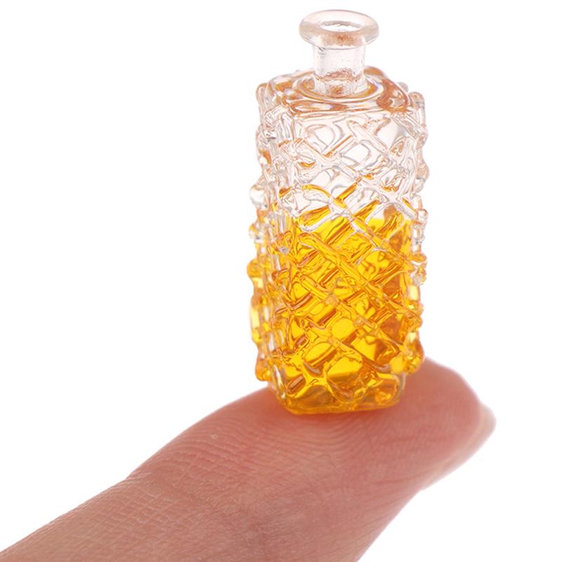 Puppenhauszubehör Miniaturmodell Requisiten Simulation Weinflaschenkombination