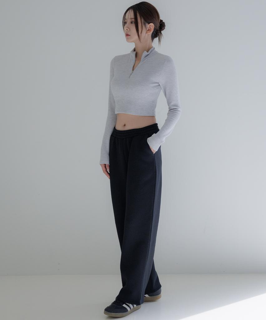 KITTY POTTERY Essentials Semi-Wide Sweatpants Black
