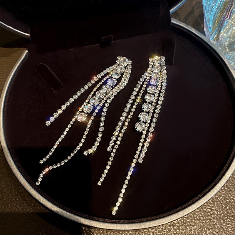 S925 Silver Needle Korean Fashion Diamond Tassel Earrings for Women