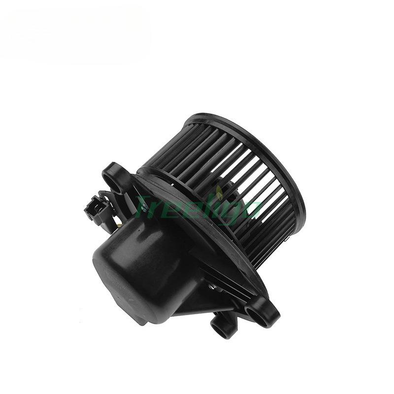 Chrysler PT Cruiser A/C Fan Blower 5017666AB