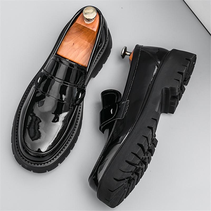 Designer Fashoin New Men Black White Mixed Casual Leather Shoes Male Height Increasing Loafers Wedding Dress Formal Footwear