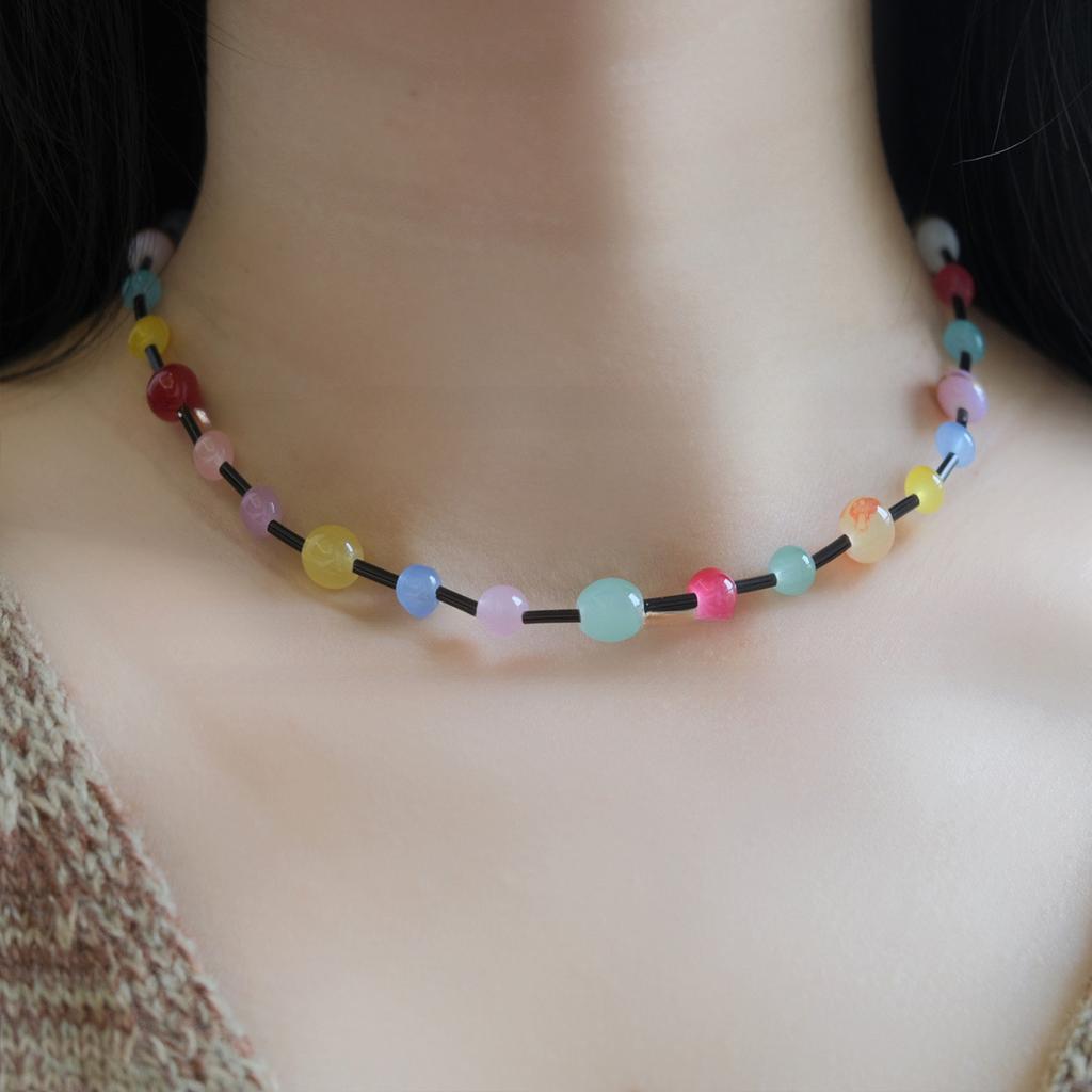 Titanium Steel Color Stone Beaded Necklace, Fashionable Small and Fresh Design Collarbone Chain, Simple and Versatile Item Decoration, Women's High