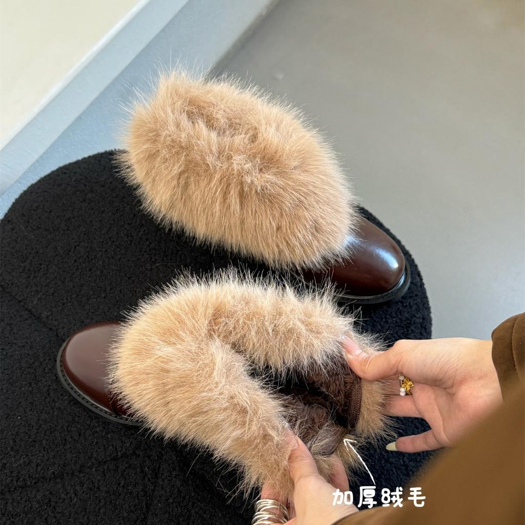 French retro fluffy Birkenstocks for women wear winter new velvet one-pedal lazy shoes with round head cotton.