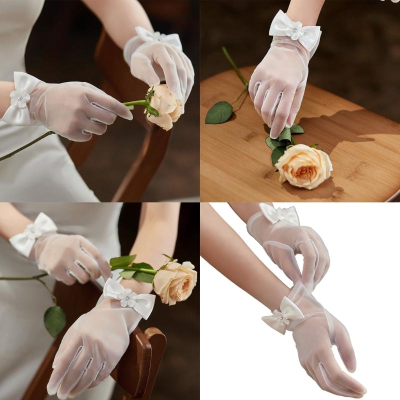 Seethrough Sheer Bowknot Bridal Gloves Elegant Nylon Easy To Wear Short Gloves for Wedding Ceremonies Bride Accessory