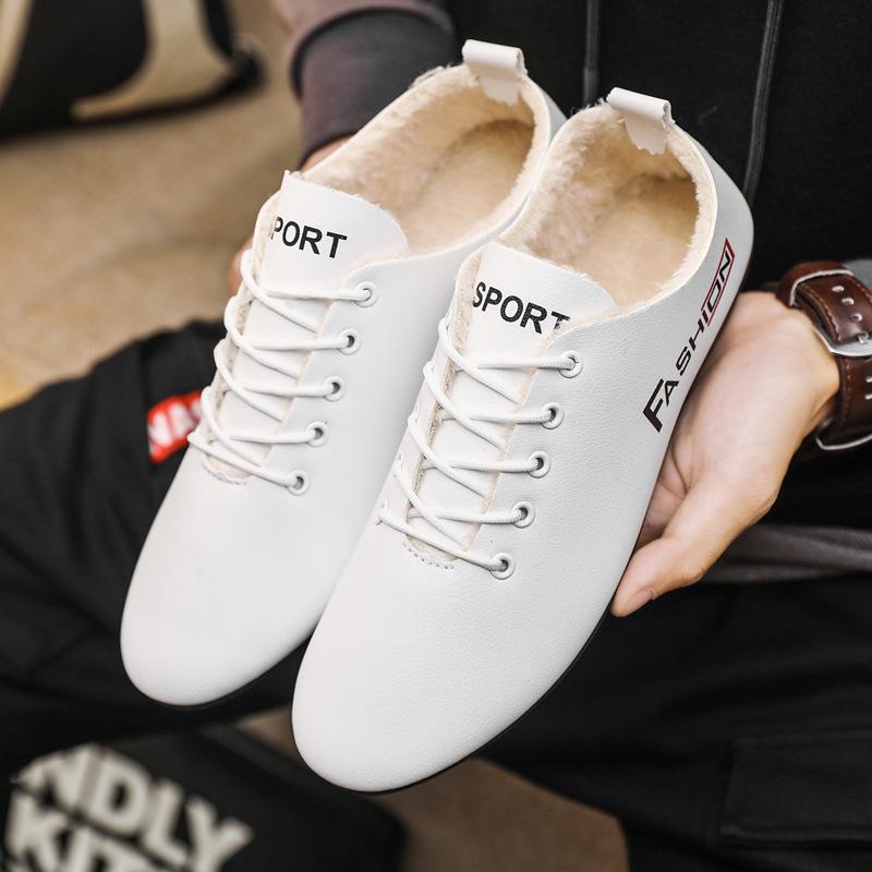 

Мужские туфли-педали Doudou, мягкая подошва, универсальные ленивые туфли, мужская корейская версия модной повседневной обуви для вождения, маленькие кожаные туфли из бархата 39