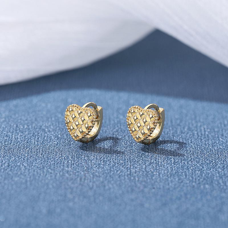 

Высококачественные клетчатые серьги-кнопки Love Ear Buttons для женщин, нишевый дизайн сережек для пирсинга ушей