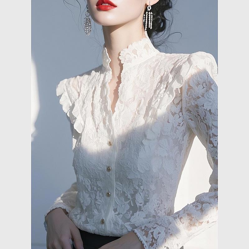2025 Spring French Elegance: High-End Pretty White Lace Blouse
