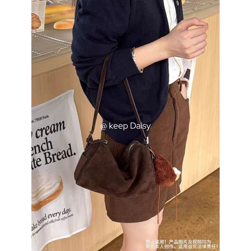 

KEP DISY [Velvet Cedar] First layer cashmere pillow bag autumn and winter small square bag single shoulder messenger women s bag