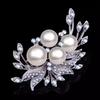 Exquisite Imitation Pearl Rhinestone Flower Brooches for Women Lapel Pins Wedding Party Jewelry Gifts