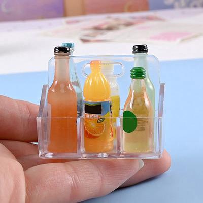 2Pcs/1Set Mini Beverage Bottle Milk Bottle Base Scene Decoration Food Play Doll House Toy Model