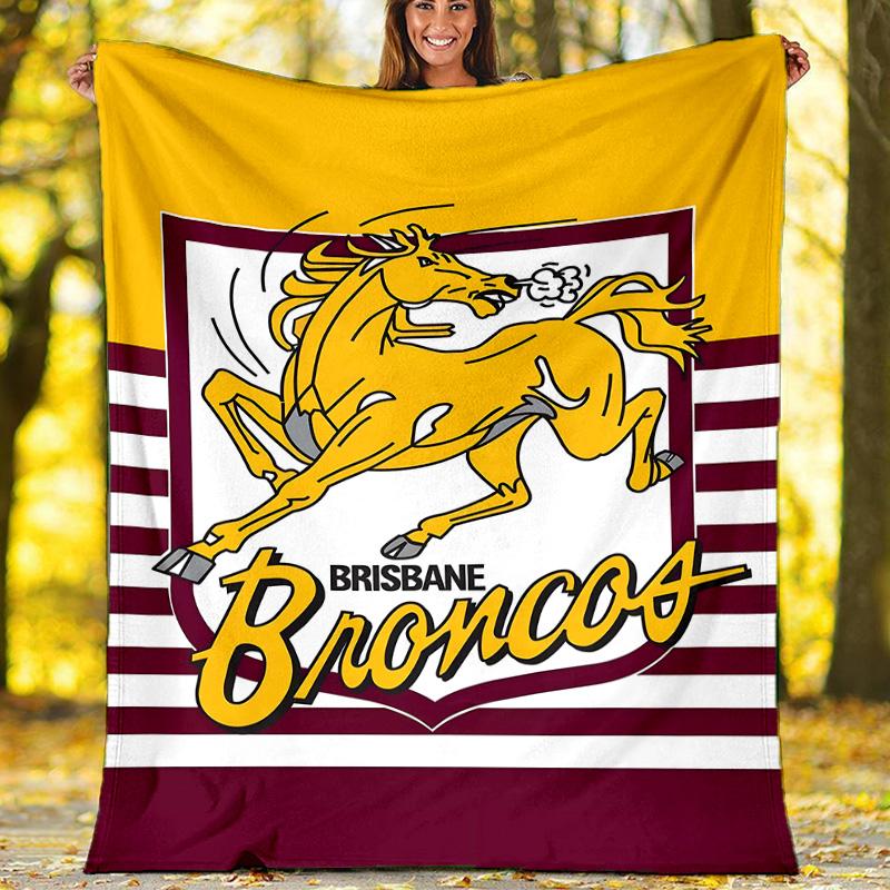 1pc Football Team (19) Theme Blanket - Digital Print, Polyester, Cozy for All Seasons, Perfect for Outdoor, Camping, and Travel