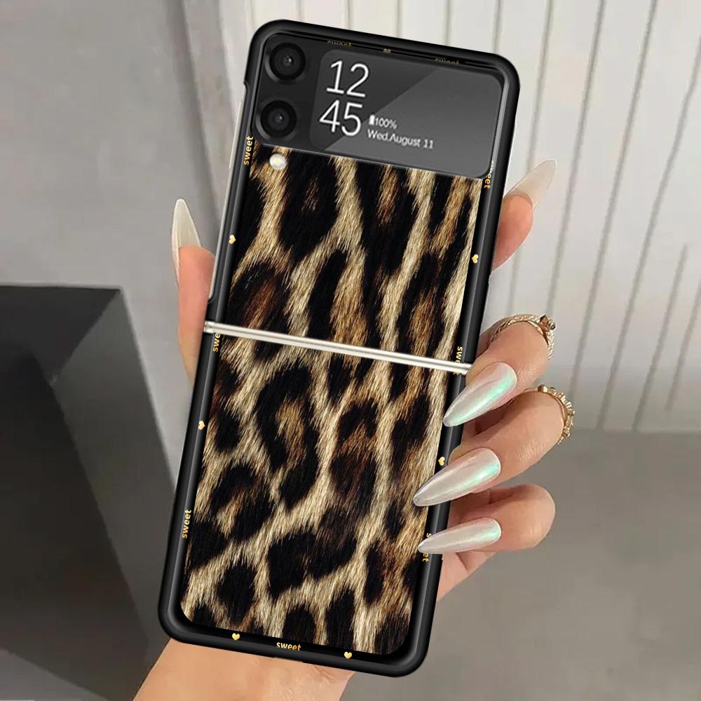 Animal Leopard Print Hard PC Phone Case For Samsung Galaxy Z Flip 7 6 5 4 3 Black ZFlip7 ZFlip6 Flip5 Flip4 Flip3 5G Print Cover