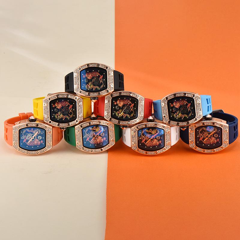 Men's Trendy Barrel-Shaped Full Diamond Quartz Watch with Calendar