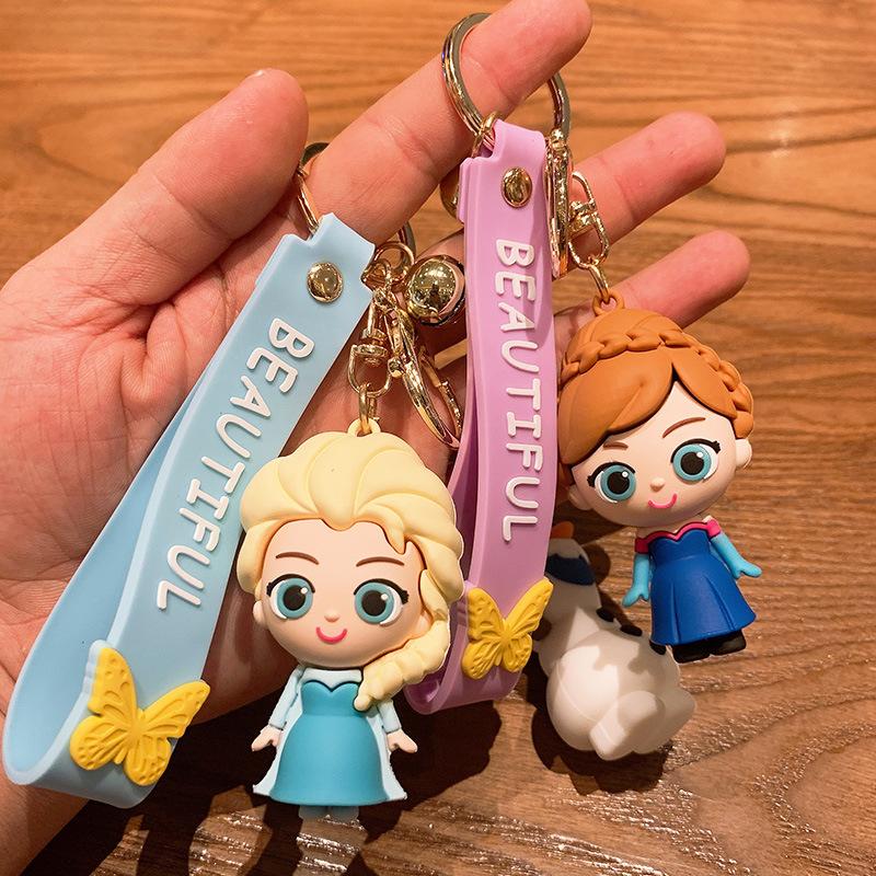 Disney Animation Princess Elsa Cute Car Keychain Snow White Figurine Backpack Charm Motorcycle Keychain Decorative Accessories