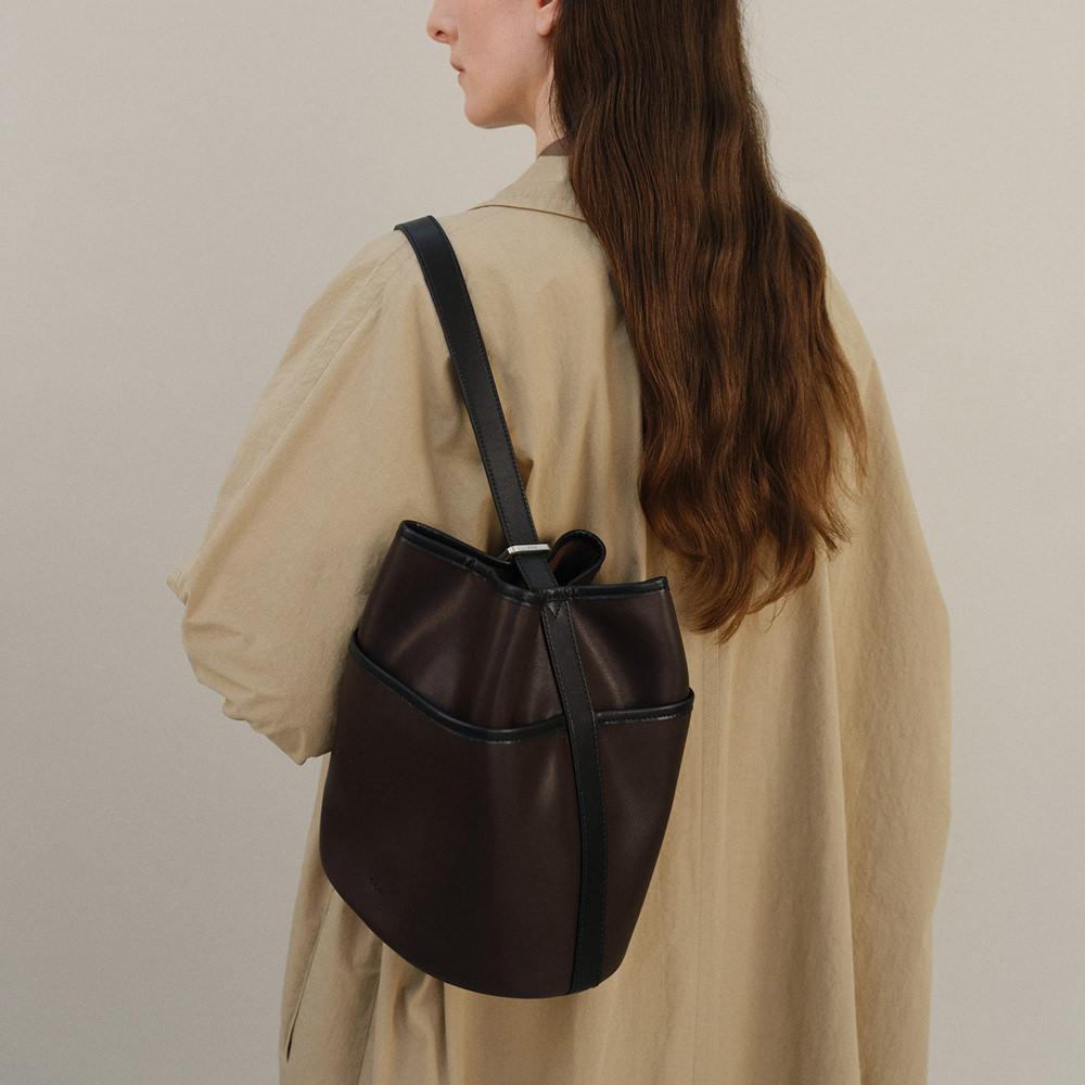 Roh Seoul Verso Bucket Bag Umber