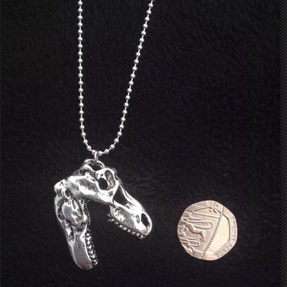 Persönlichkeit Punk Silber Farbe Stereo T. Rex Dinosaurierschädel Anhänger Halskette für Männer Frauen Hip-hop Rock Schmuck Zubehör Geschenke