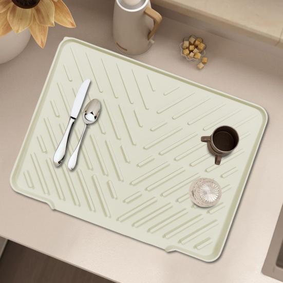 Silicone Drain Mat Kitchen Sink Slope Design Heat-Resistant Drain Pad Cookware Drying Tray Air Circulation Drain Mat