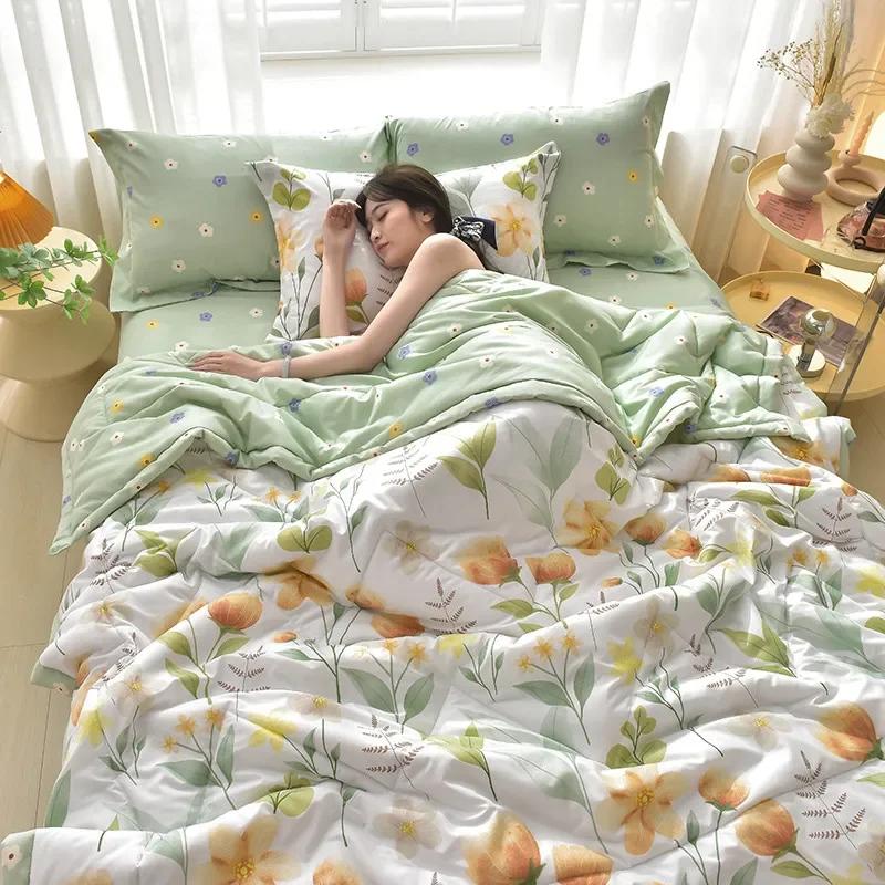 Simple Modern Air Condition Thin Blanket Summer Quilt Cotton Fluffy Plaid Blanket On The Bed Comfortable Comforter