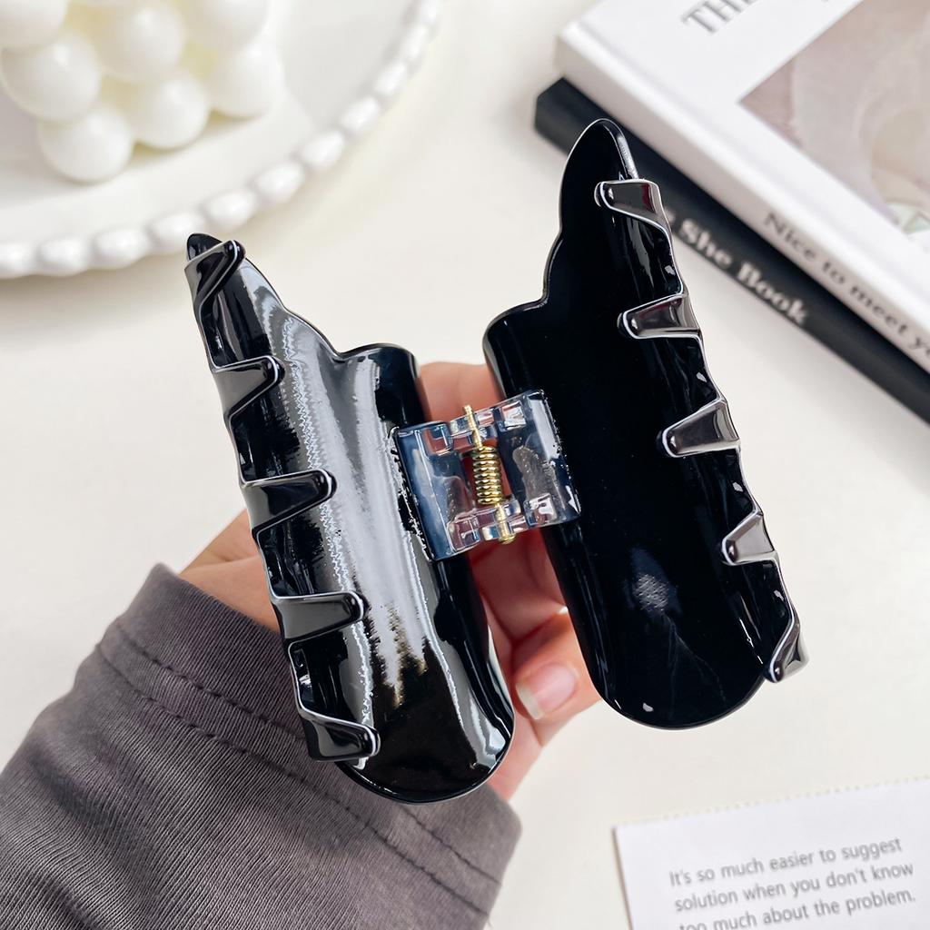 1pc New Acrylic Denim Cap Hair Clip for Women American Vintage Leopard Print Ponytail Clip Shark Clip