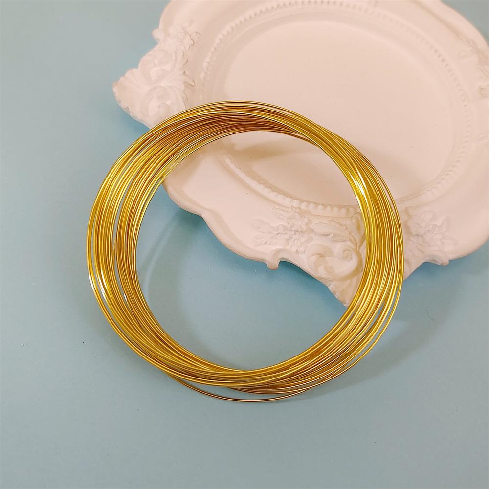 Браслет-бэнгл на мемори-проволоке и браслет с бусинами, материал для изготовления украшений своими руками