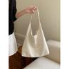 Soft Leather Large-capacity Underarm Bag A Versatile Single-shoulder Tote Bag for A Laid-back Commuting Style