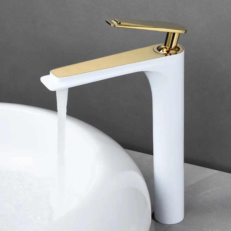 Northern Europe Basin Faucet Hot Cold Mixers Taps Deck Mount Bathroom Sink Basin Faucets Single Handle White Black Gold