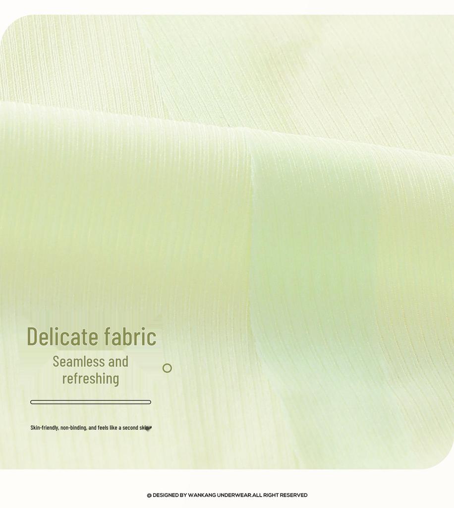 Women's Antibacterial Mulberry Silk Seamless Quick-Dry Mid-Waist Panties - Ultra-Thin, Breathable, Cooling Sensation for Summer.