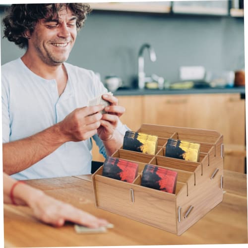 Garneck Wooden Card Case, Light Brown, Storage Case for Trading Decks, Card Box, Card Case