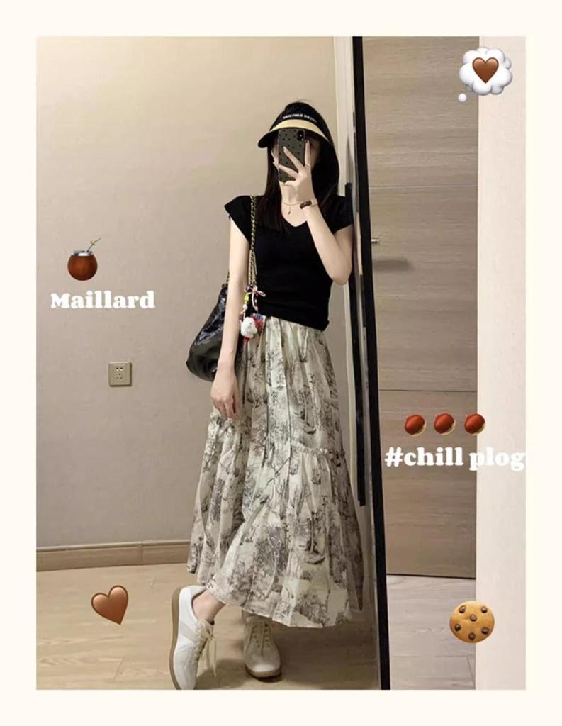 Plus Size Summer Outfit: V-neck Short-sleeve Tee & Ink Painting Skirt Set