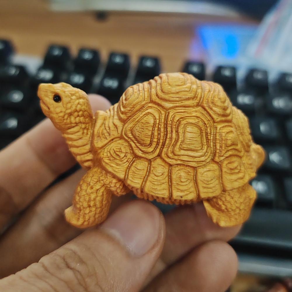 

Cliff Cypress Turtle Wood Carving Chinese Animal Decoration Ornaments Tea Table Decorations Little Tea Pet Handicrafts 6cm