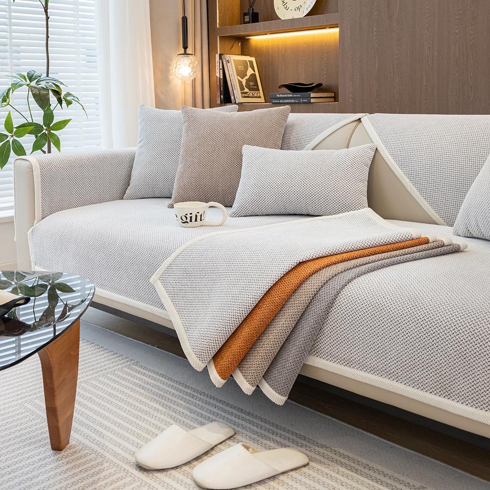 Modernes Luxus-Sofakissen, universell einsetzbar für alle Jahreszeiten, einfacher und hochwertiger Sitzkissenbezug mit ruhigem Schneefall, rutschfester Bezug