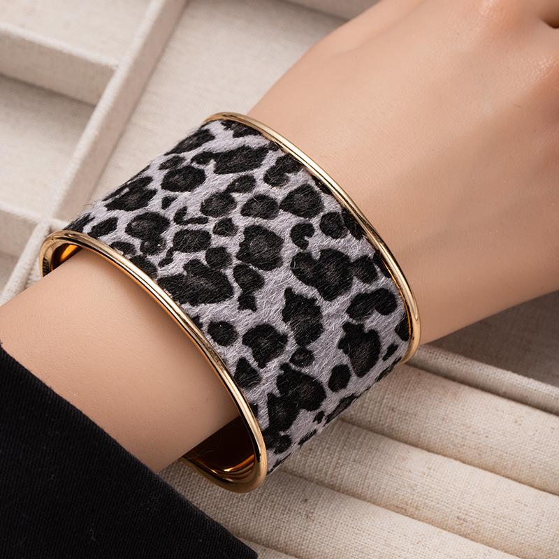 Wide Version Leopard Print Coffee Color Exaggerated Bracelet Fashion Personality Trend Creative Bracelet Style Unique Jewelry
