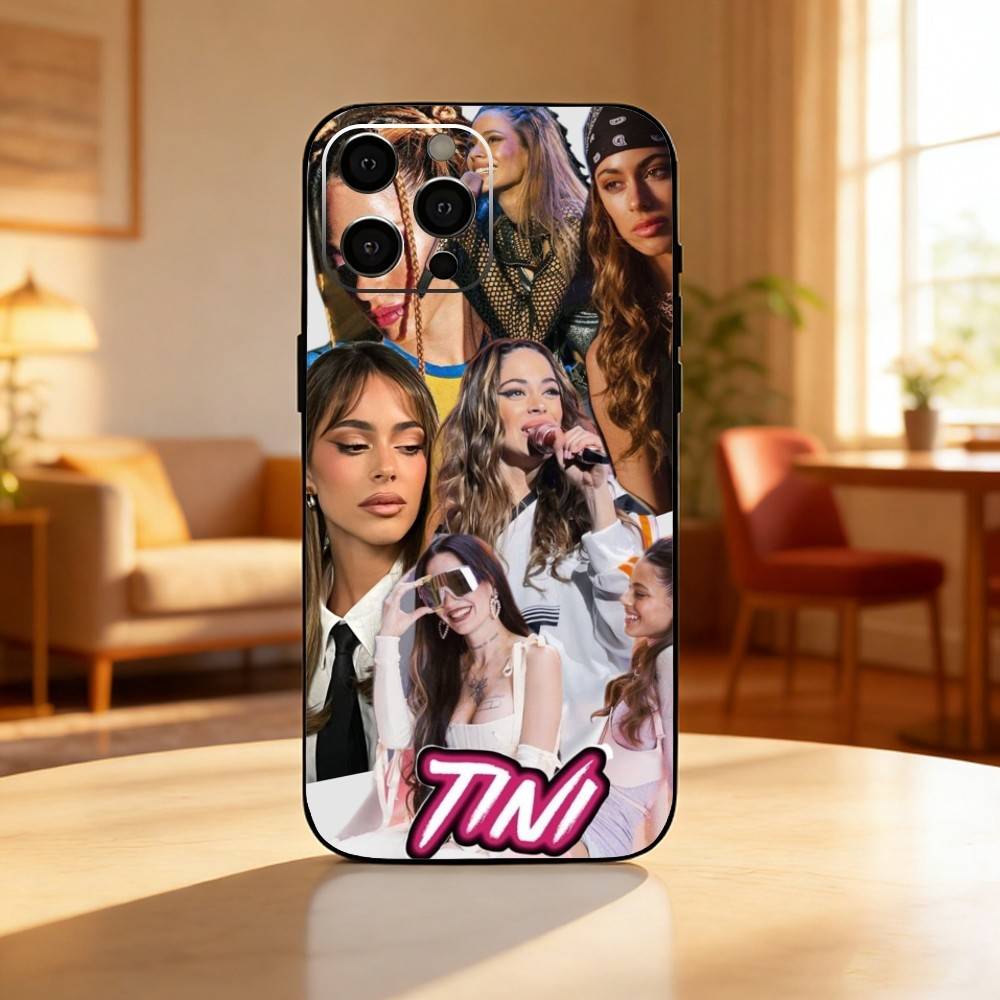 Sängerin T-TINI M-Martina Stoessel Handyhülle Für iPhone17,16,15,14,13,12 Plus,Max Weiche Silikon Schwarze Hülle iPhone15