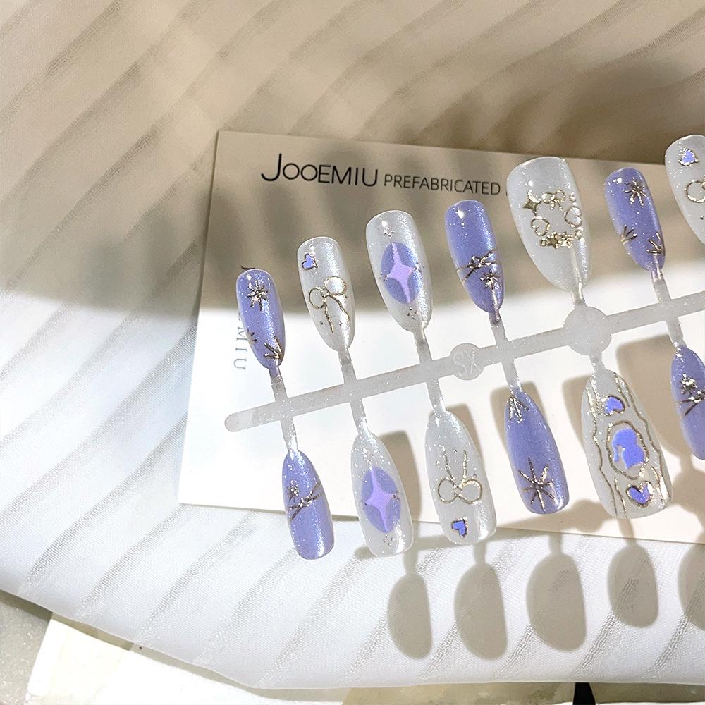 Almond Purple Gilded Cat Eye 3D Removable Nail Art, 30 Pieces