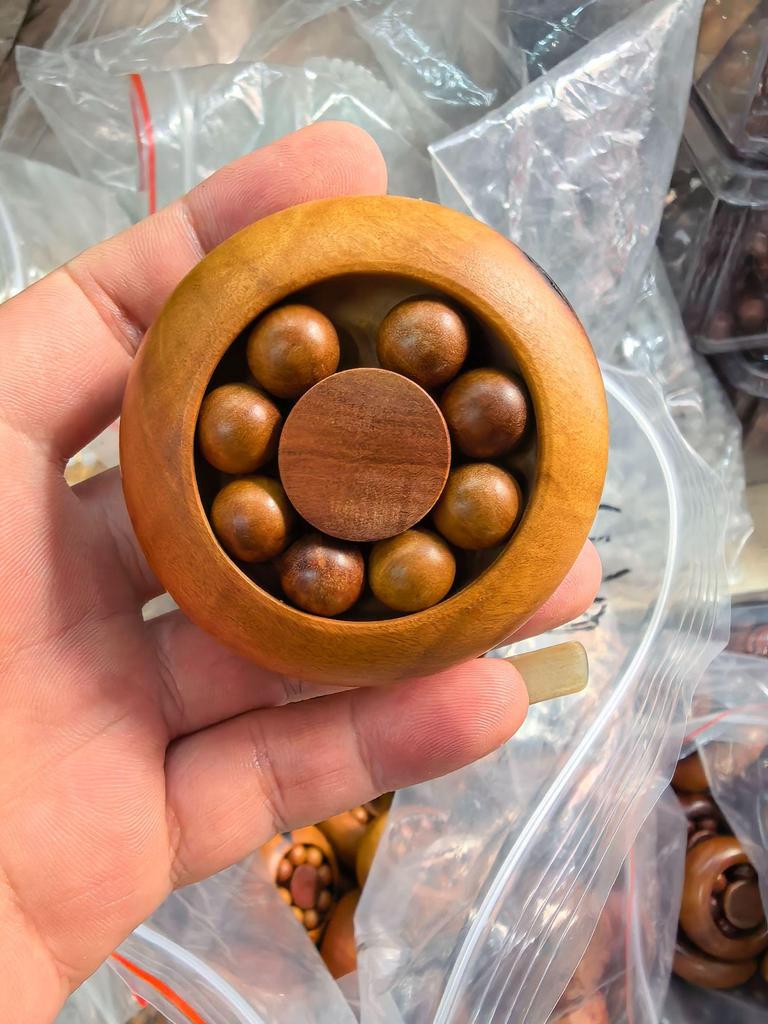 Men's Thunder Mark Jujube Wood Prayer Beads Bracelet with Wind Fire Wheel Pendant