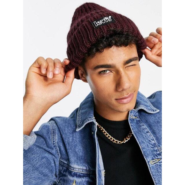 

Бордовая шапка Levi s с небольшим логотипом