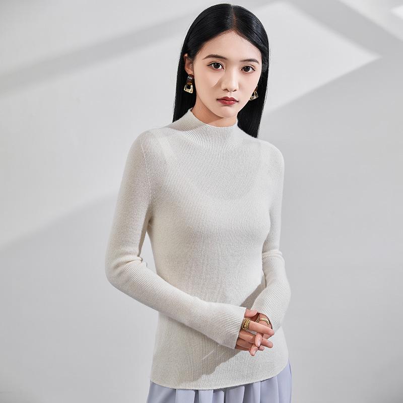 Women's Striped Cashmere Knit Sweater: 2025 Autumn/Winter, Soft & Fluffy, Elegant Slim-Fit Half-High Neck Base Layer.