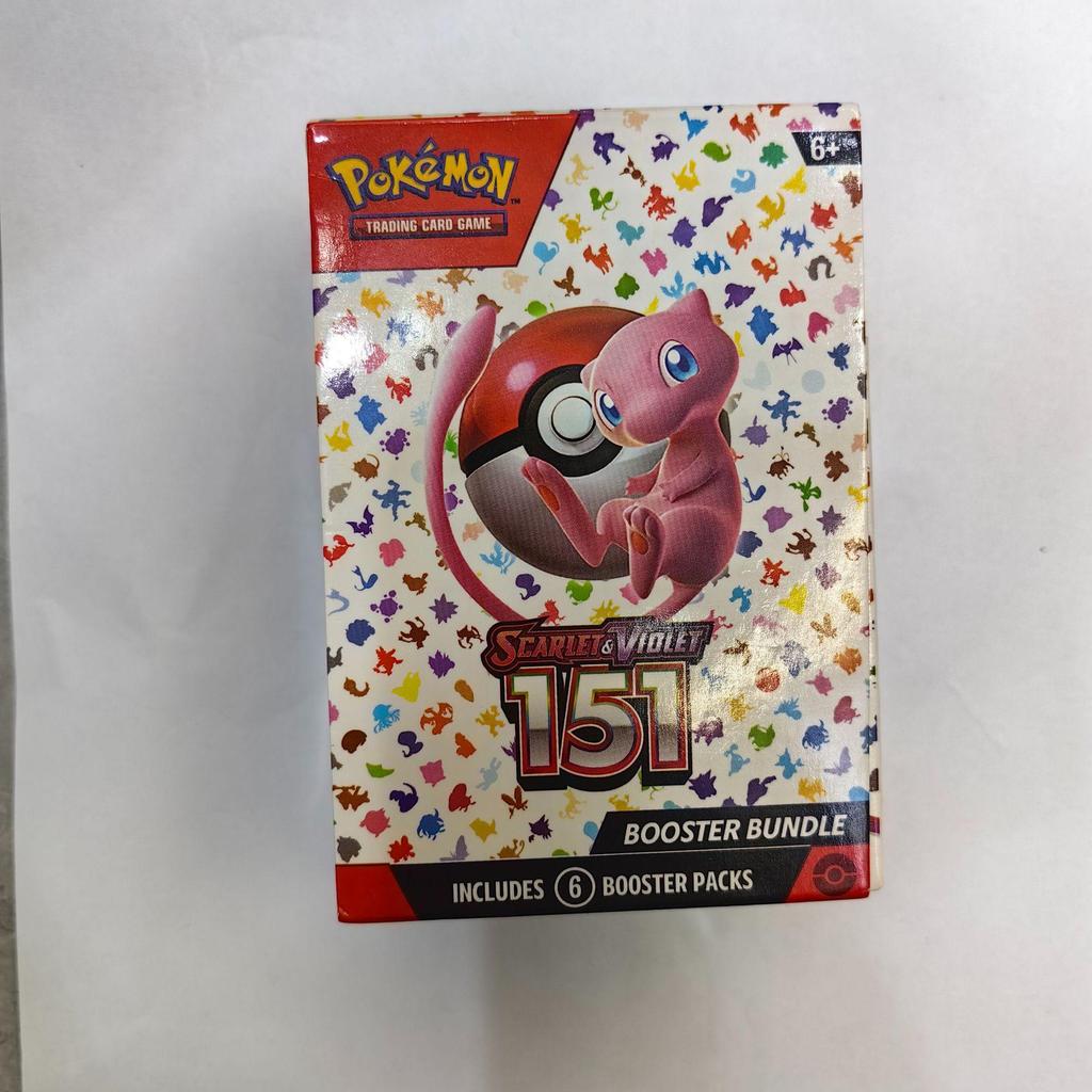 Beliebte Pokémon-Karten: Pikachu & Glurak Kollektion