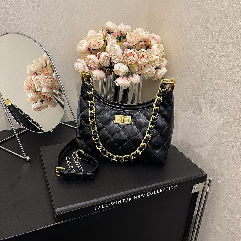 

Маленькая сумка в форме ромба женская новинка 2024 года осень-зима универсальная сумка-мессенджер модная сумка на одно плечо подмышкой сумка-пельмень