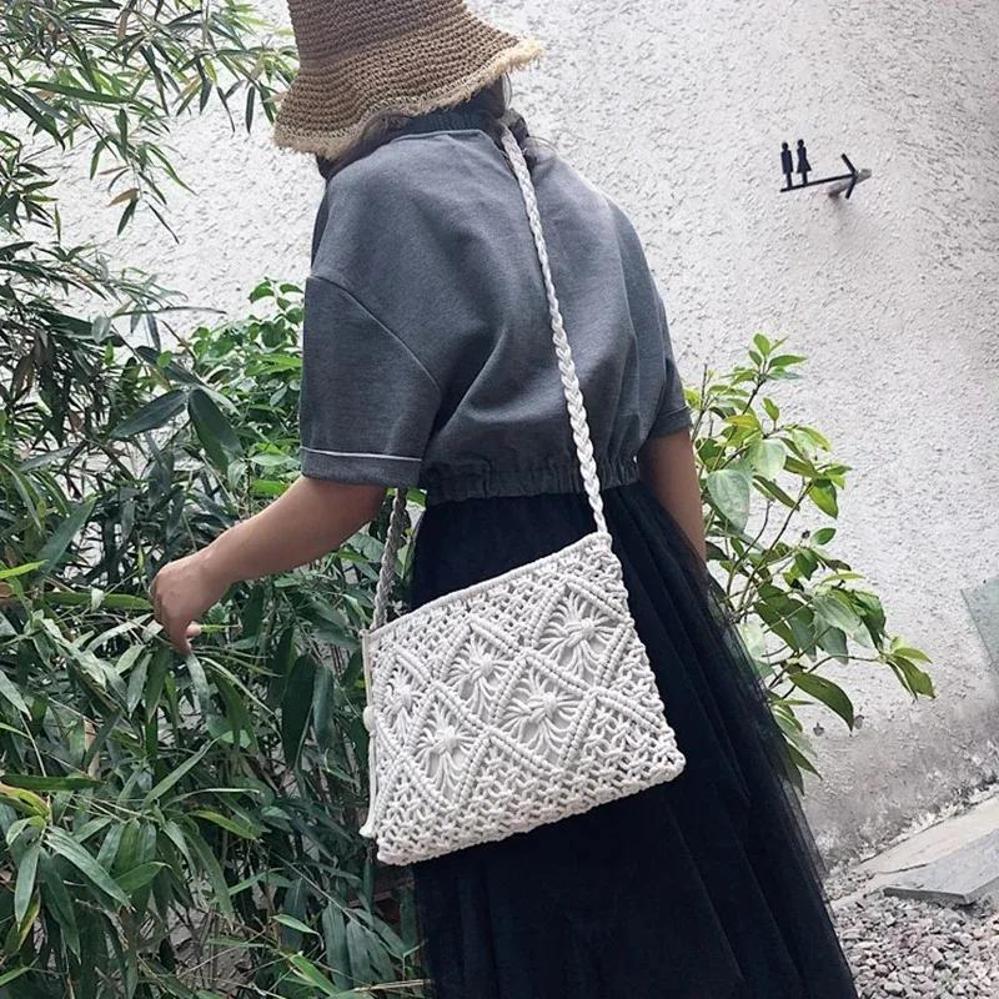 1 Pcs Woven Bag With Crossbody Cotton Thread Tassel Artistic Style Japanese And Korean Style Beach Bag Vacation Travel Bag