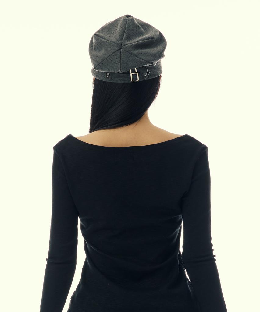 Gillaakaibeu Script Logo Strap Soft Cap_Charcoal